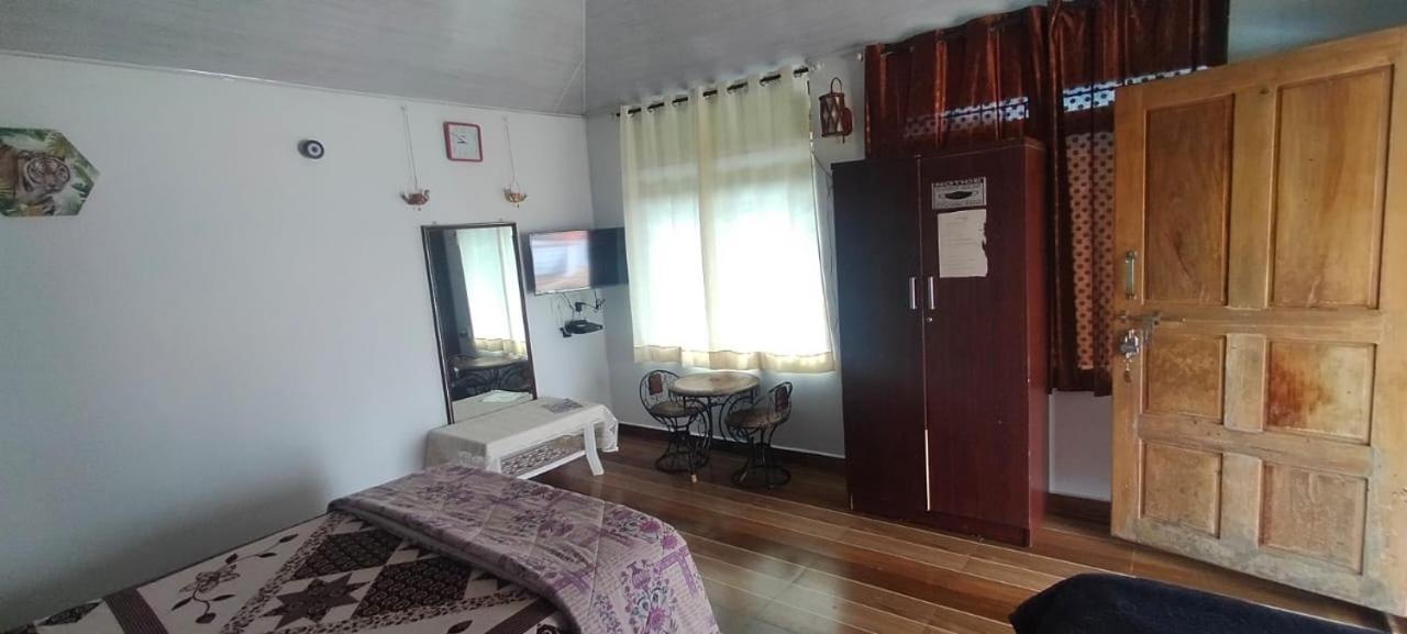Snowdrop Inn Coorg Мадікері Екстер'єр фото